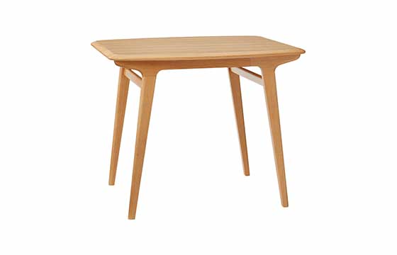 IKI DINING TABLE 900