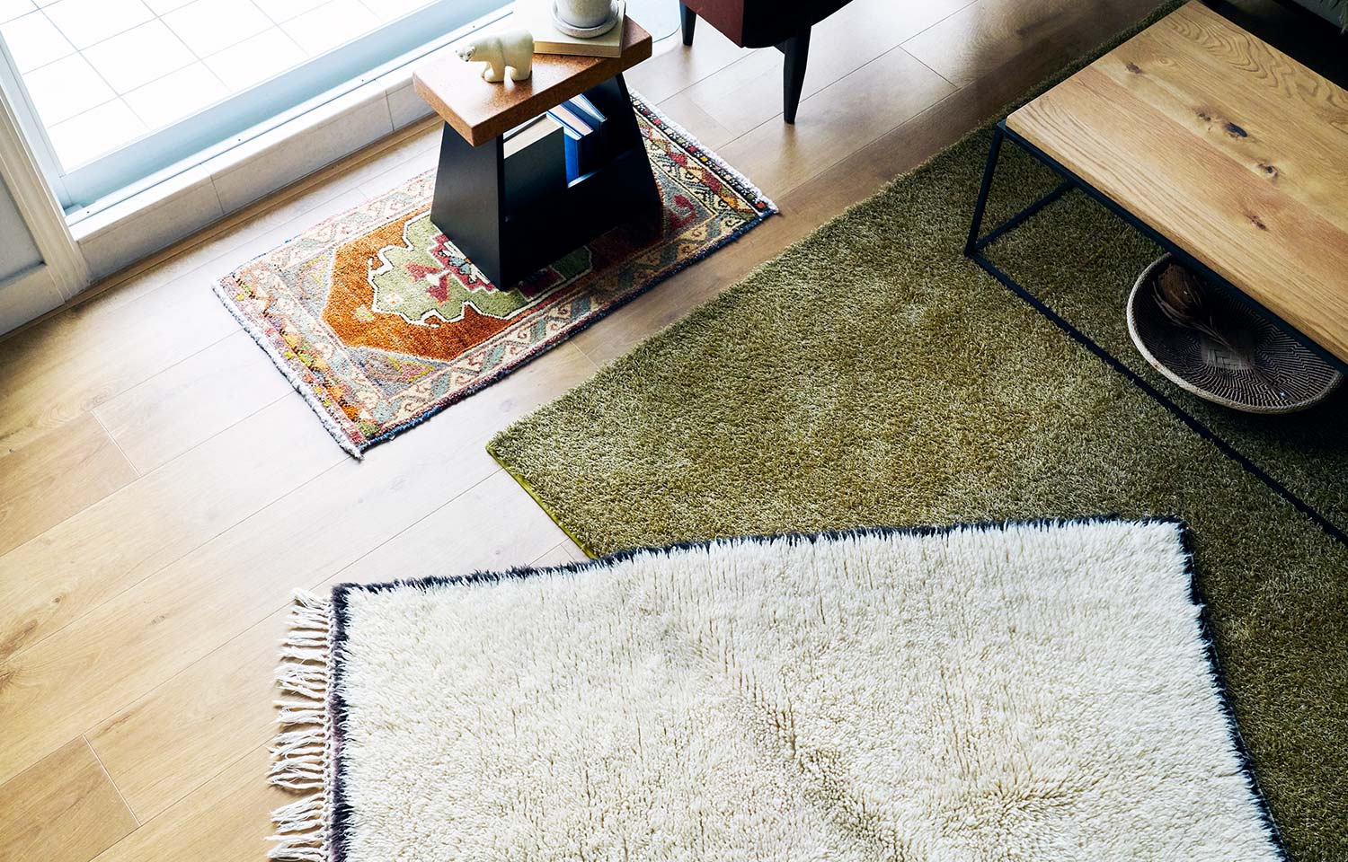 年末年始大決算 服飾生地整理 インポート生地 ロンドン アトリエプリント工房 Whistonwright 資料 テキスタイル 1点もの エスニック柄 民族柄 派手な図案 Seller Macmiilkaal Com