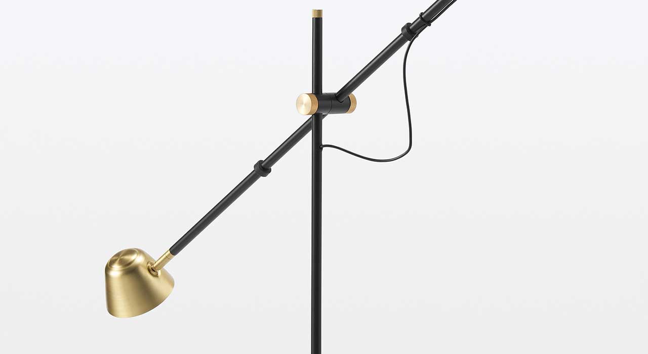 FLOOR ARM LAMP