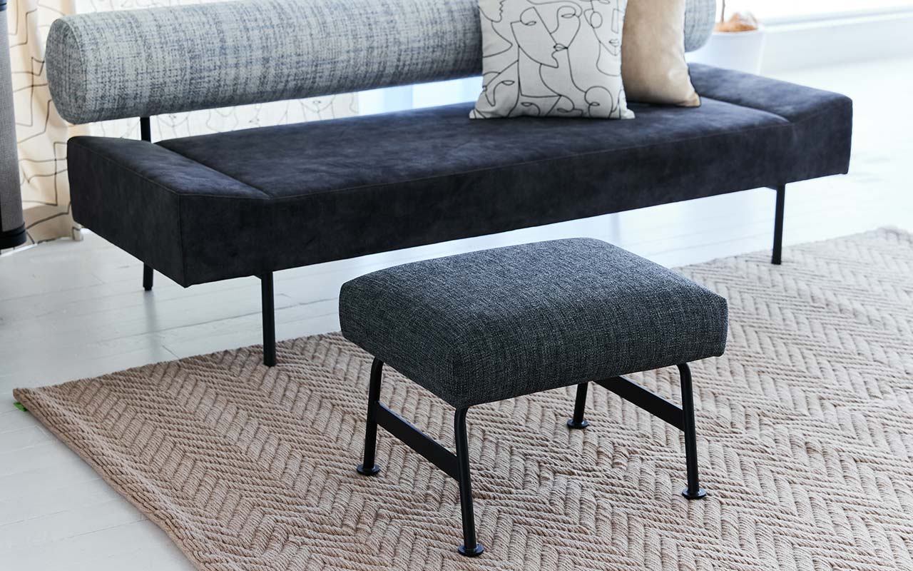 DOVE OTTOMAN