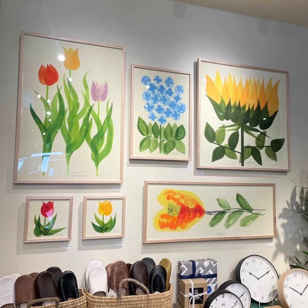 ���R���u�X