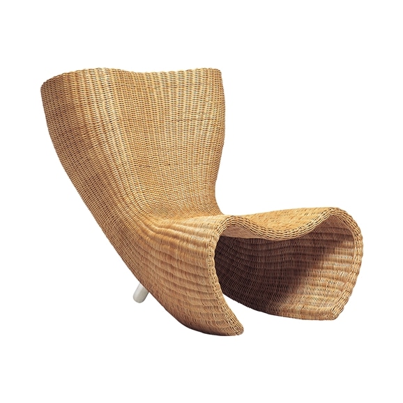 WICKER CHAIR 1990