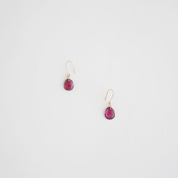 yʐ^zsai Pierce  Garnet