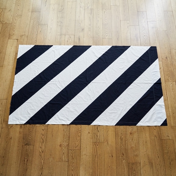 yʐ^zkVintageeLX^C Marimekko "Raita" 1970 black/white