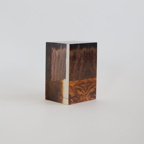 yʐ^zy_zOR uAcrylic layer object 03v
