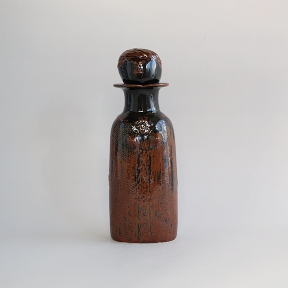 yʐ^zkVintage Stig Lindberg decanter
