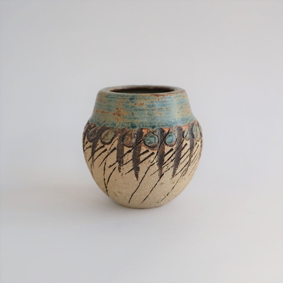 yʐ^zVintage Lisa Larson Vase