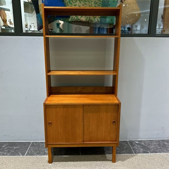 �y�ʐ^�z�y�ۂ̓��X�zVintage Book Shelf / Sweden