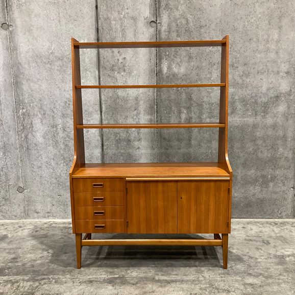 �y�ʐ^�z�y���B���e�[�W�Ƌ�z Vintage Book shelf