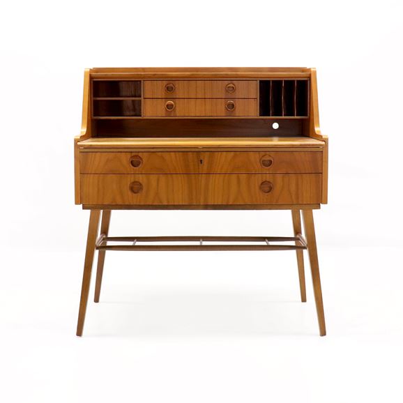 yBe[WƋz Vintage Desk