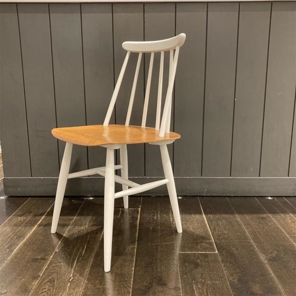 �y�ʐ^�z�y�a�J�X�z�C���}���E�^�s�I���@�[�� Vintage Chair / Sweden