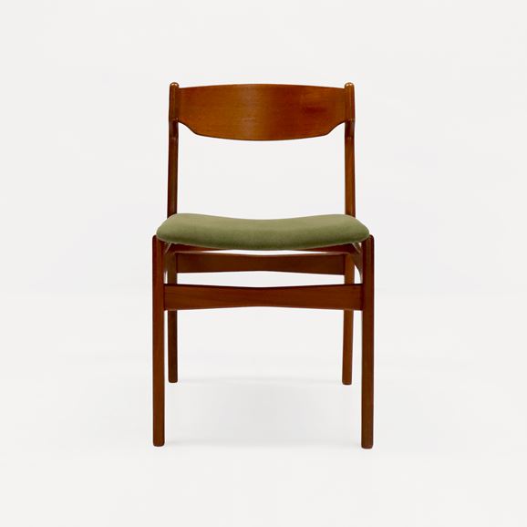 yBe[WƋz Vintage Chair