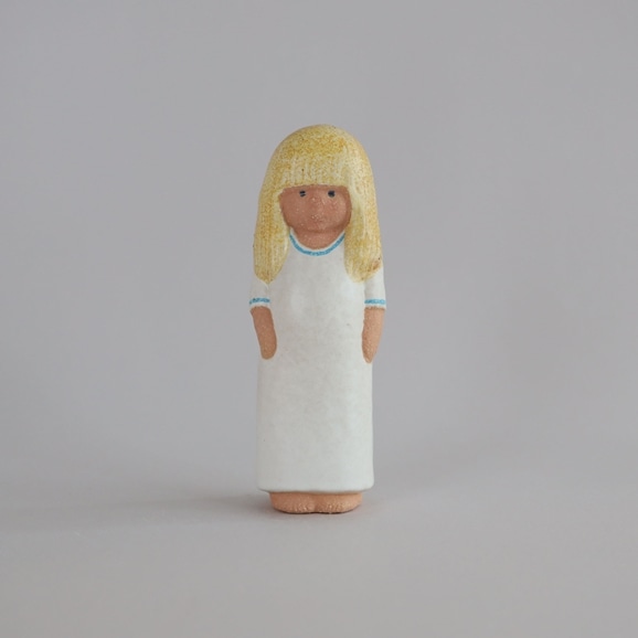 yʐ^zyԕizLisa Larson Lina Blond hair
