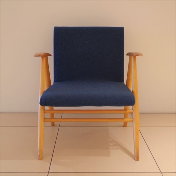 yʐ^zyqʐXzC}E^sI@[ Vintage Eve Arm Chair  / Finland