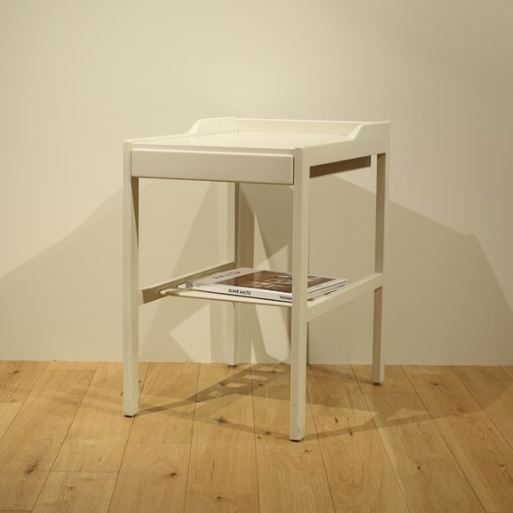 �y�ʐ^�z�y�V�h�X�z�o�[�e�B���E�t���[�h�z�[�Q�� Vintage Side Table