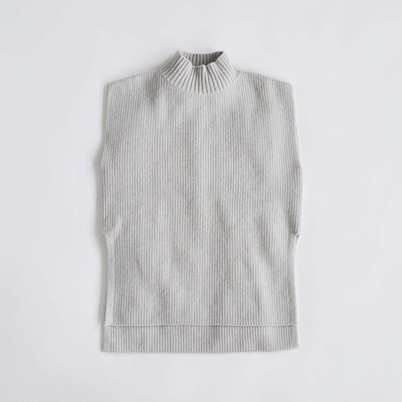 【写真】H& by POOL Wool Sweater Vest Winter Gray
