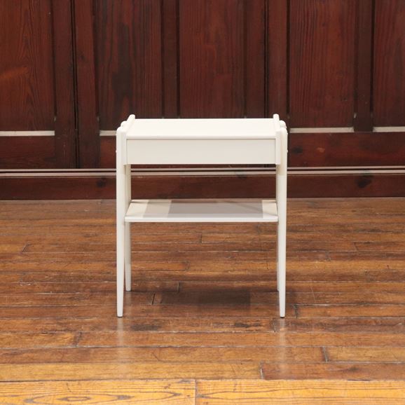 【写真】【ヴィンテージ家具】CARLSTOROM社 Vintage Side Table White