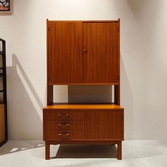 yʐ^zyǕi }{K[fYzVintage Book Shelf / Sweden