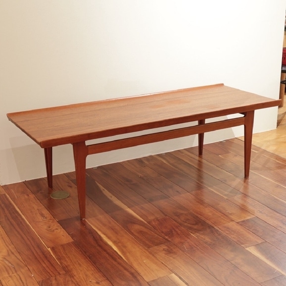 yʐ^zyZ{ؓXztBE[ Vintage Low Table  / Denmark