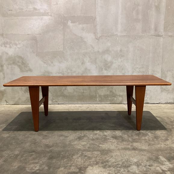 yʐ^zyBe[WƋz Vintage Low Table