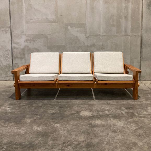 �y�ʐ^�z�y���B���e�[�W�Ƌ�z �C���O���F�E�G�N�X�g���[�� Vintage Sofa