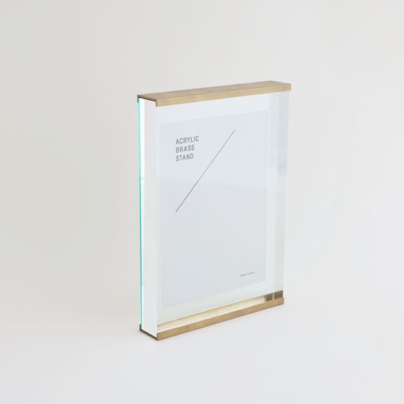 yʐ^zMUYA Acrylic Brass Stand NA