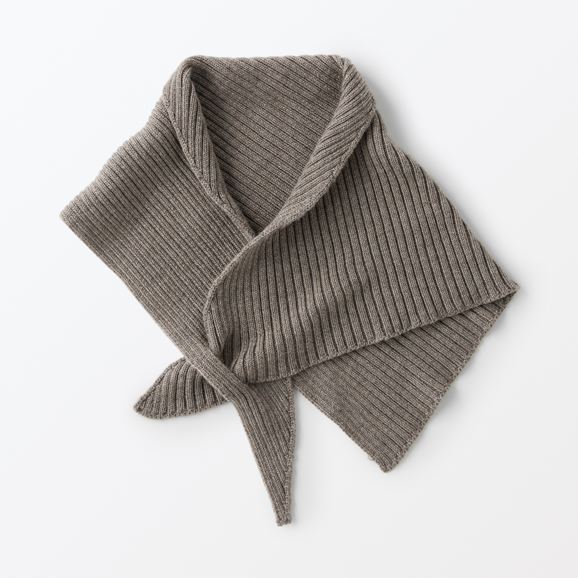 yʐ^zH& by POOL Triangle Stole Beige