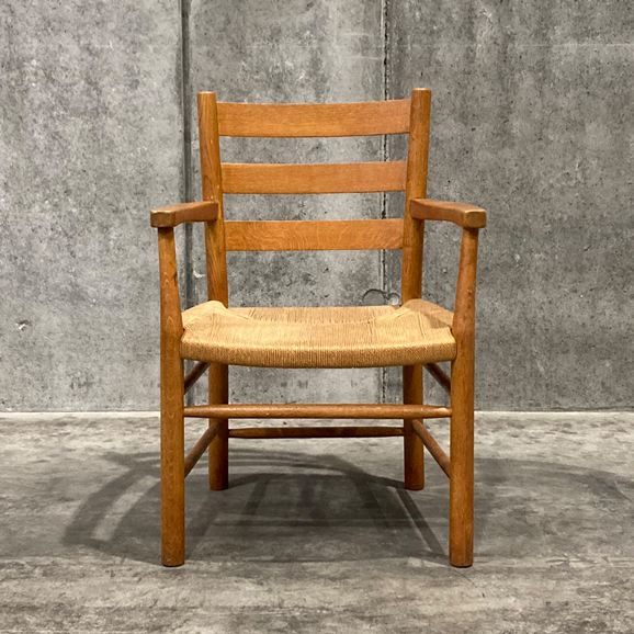 �y�ʐ^�z�y���B���e�[�W�Ƌ�z Vintage Church Chair