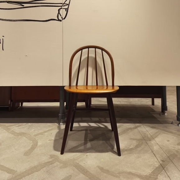 yʐ^zyǕi LAp[NzC}E^sI@[ Vintage Chair / Finland
