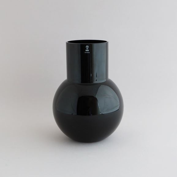 【写真】SKRUF PALLO JUNIOR vase ブラック