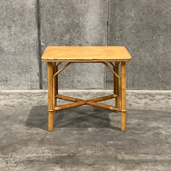 �y�ʐ^�z�y���B���e�[�W�Ƌ�z Vintage Rattan Rectangular Table
