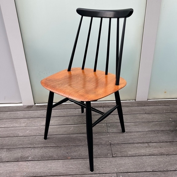 yʐ^zyRuXzC}E^sI@ Vintage Chair