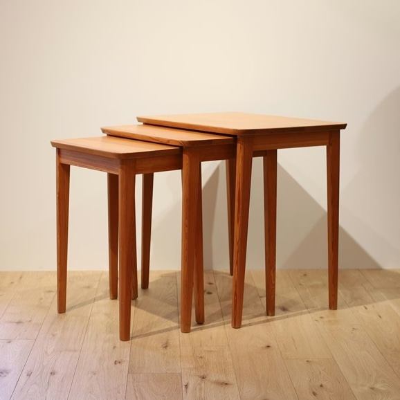 �y�ʐ^�z�y�V�h�X�zVintage  Nest Table / Sweden