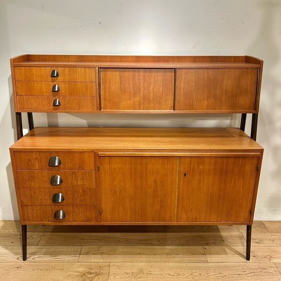 yʐ^zyRuXzVintage Side Board / Sweden