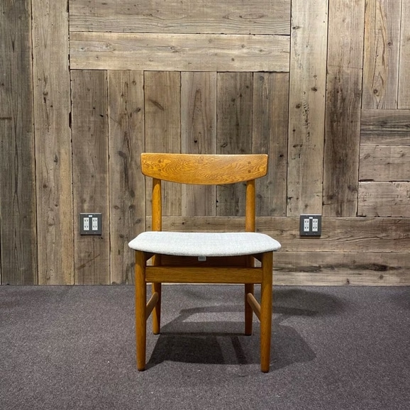 yʐ^zyǕi Xz{[GE[GZ Vintage Chair  / Denmark