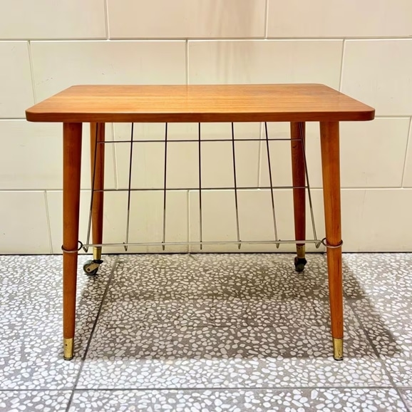 yaJXzVintage Side Table  / Sweden