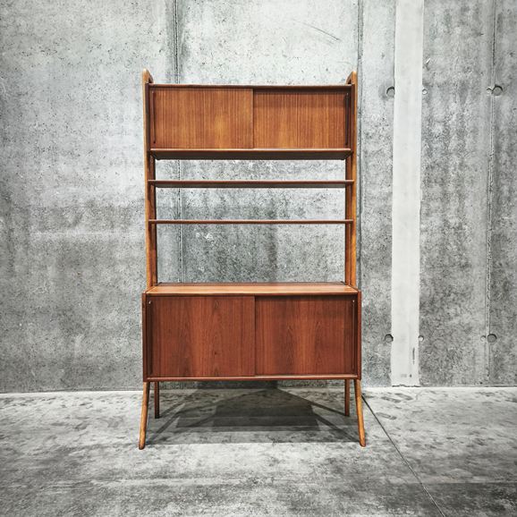 �y�ʐ^�z���y���B���e�[�W�Ƌ�z Vintage Book Shelf