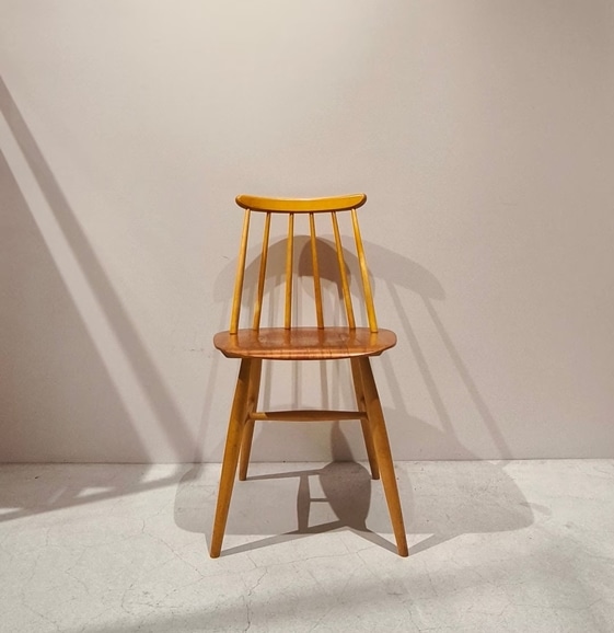 yʐ^zyǕi }{K[fYzC}E^sI@[ Vintage Chair / Finland