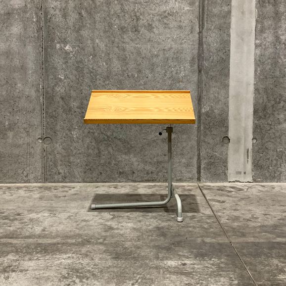 �y�ʐ^�z�y���B���e�[�W�Ƌ�z Vintage Music Stand