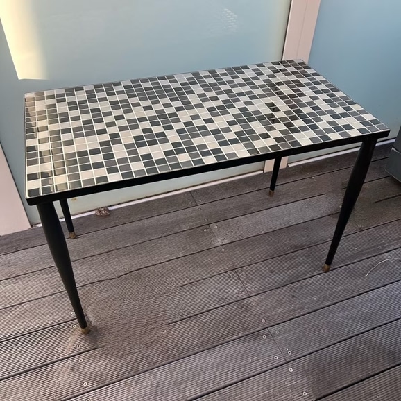 �y�ʐ^�z�y���R���u�X�zVintage Low Table  / Sweden