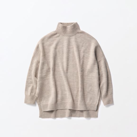 H& by POOL Wool Turtle-neck Sweater Light Beige