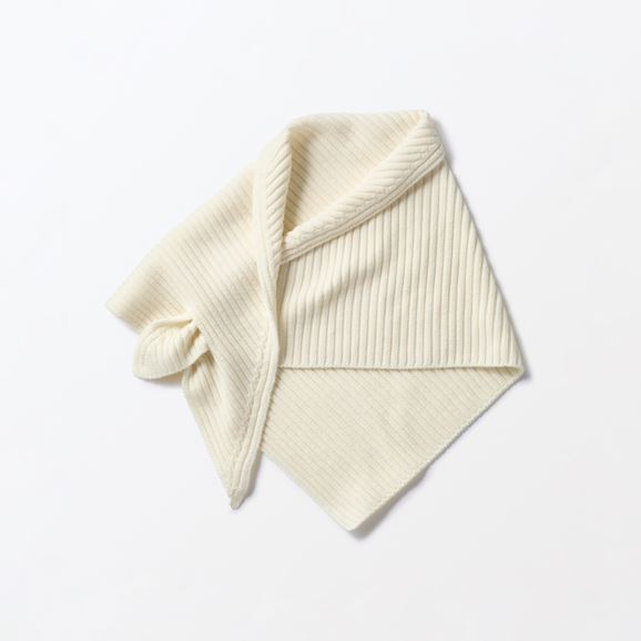 yʐ^zH& by POOL Knitted Scarf White