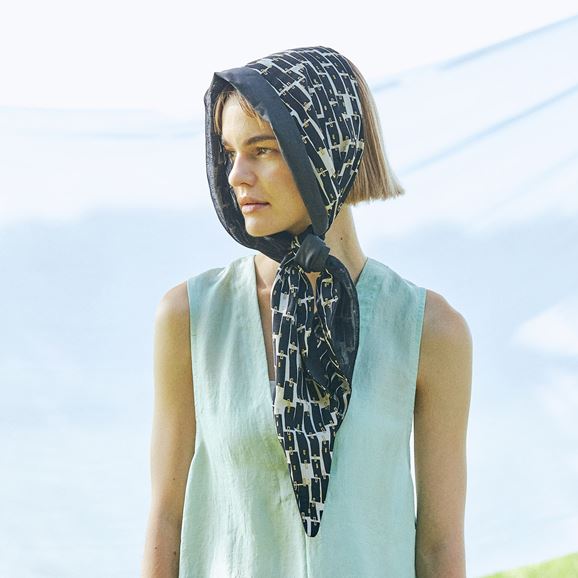 �y�ʐ^�zchisaki Sumi-Linen �X�N�G�A×�`���R�[��