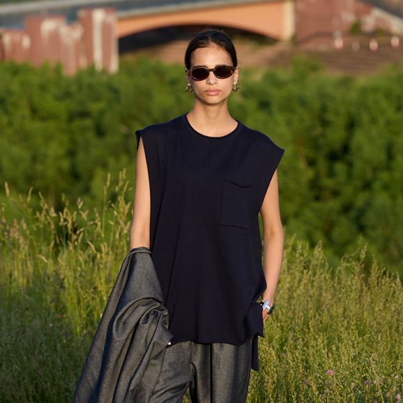 �y�ʐ^�zPOSTELEGANT  Cotton Silk Knit No-Sleeve �l�C�r�[