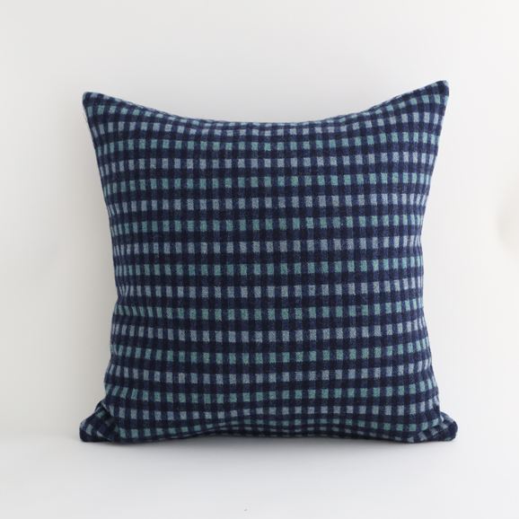 �y�ʐ^�z���{�̕z �N�b�V�����J�o�[ 40cm�p �l�C�r�[
