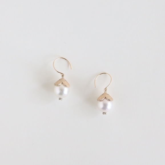 yʐ^zsai Pierce Pearl