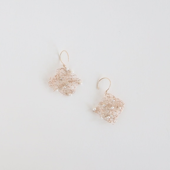 yʐ^zyZ{ؓXzP40 sai Pierce Pearl