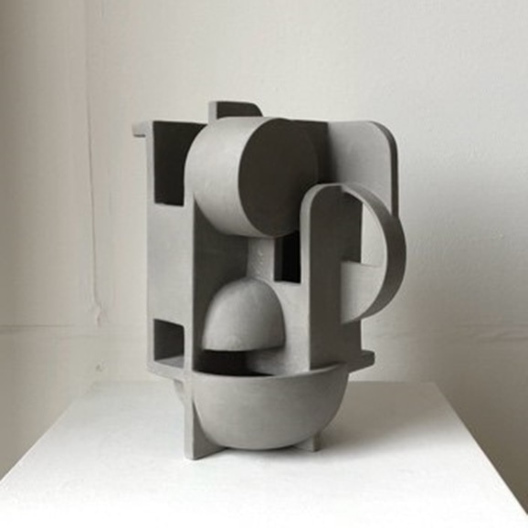 【写真】Derek Wilson Sculpture/M Mid Grey
