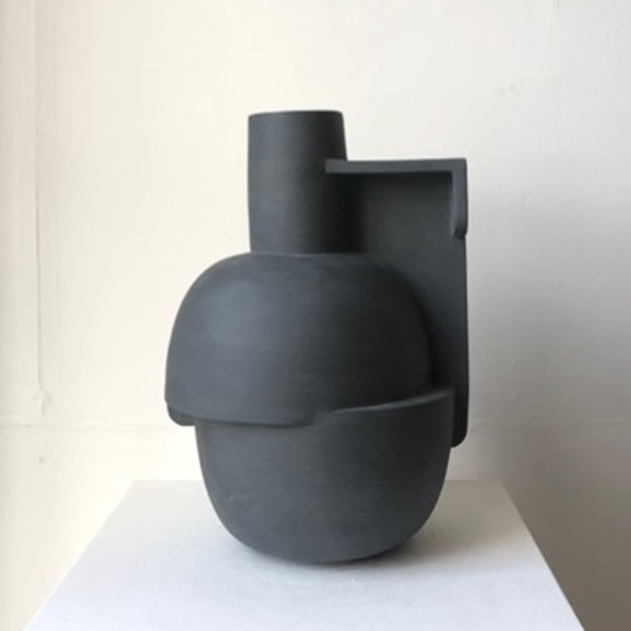 Derek Wilson Vessel/L Dark Grey