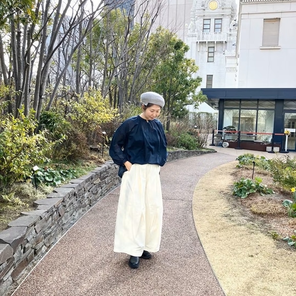 �y�ʐ^�z�y�g��161cm�zH& by POOL Church Blouse Navy